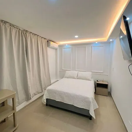 Apartment Amplio Cerca Al Centro Historico Y Getsemani Cartagena