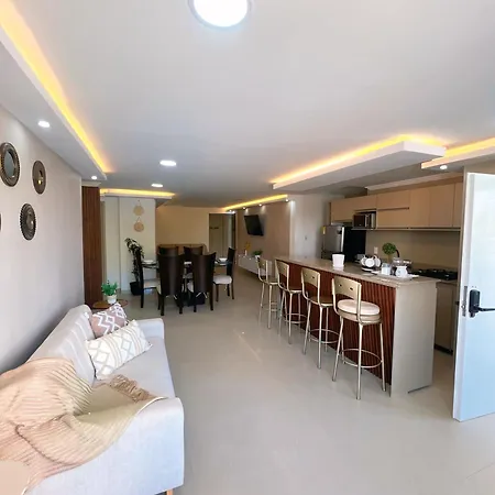 Amplio Cerca Al Centro Historico Y Getsemani Apartment